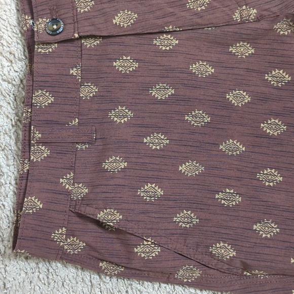Eddie Bauer Travex Men’s Shorts Size 32 Brown Geometric Print  Stretch Nylon - Picture 5 of 12